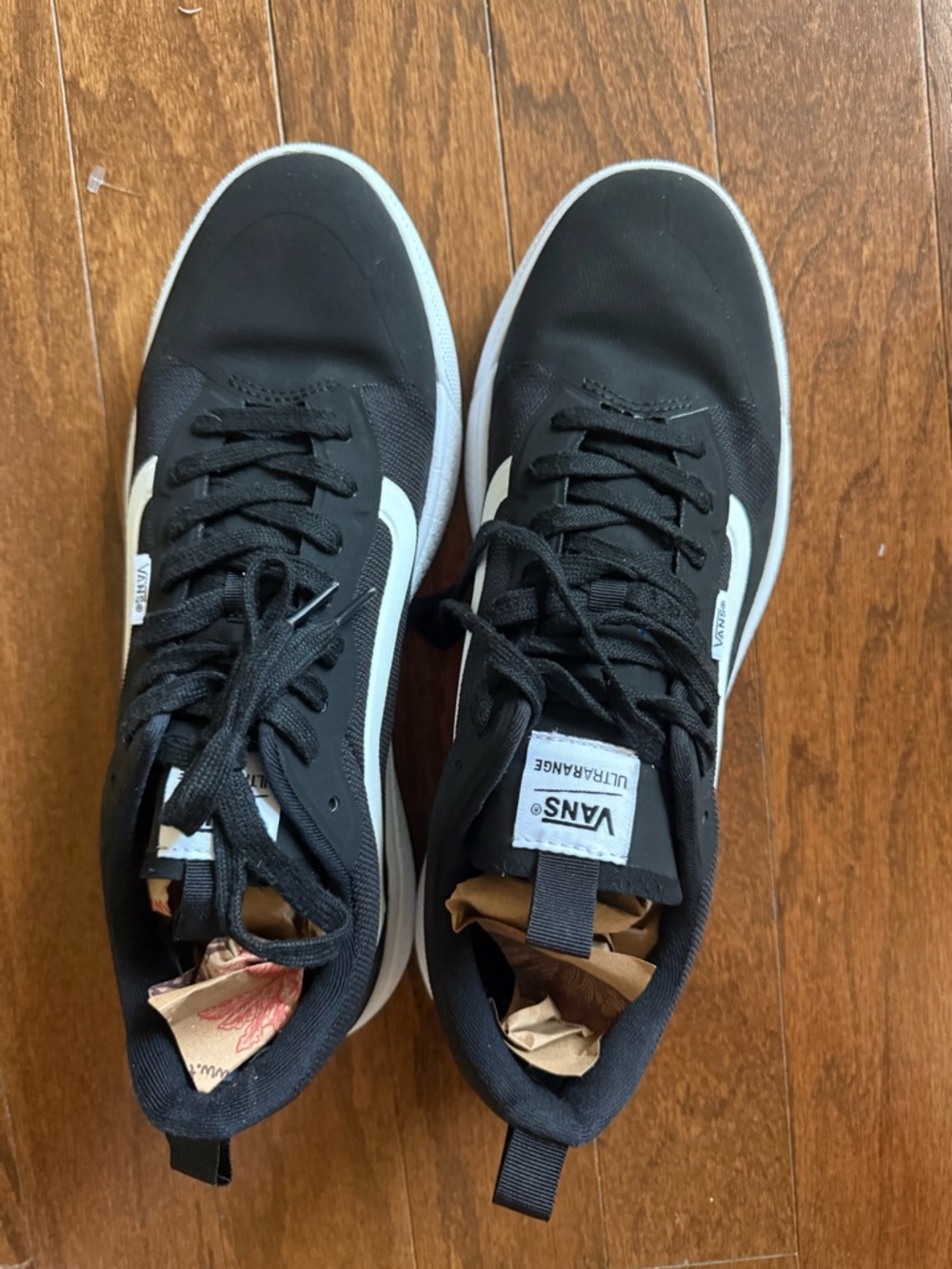 Vans Black Ultrarange Exo Sneakers size men’s 10.5 EUC - Picture 5 of 10